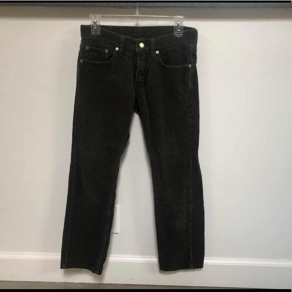 Dark Green Corduroy Levi’s size 28